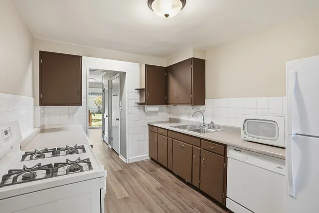 $199,900 | 3439 Sangamon Street, Steger, IL 60475