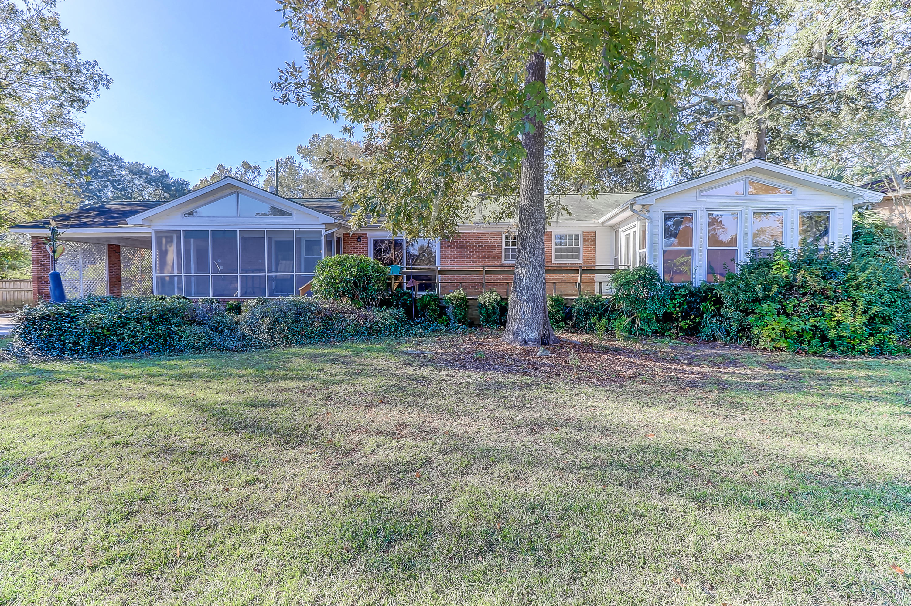 2876 Wofford Road Charleston, SC 29414 - Photo 23 of 25 2876 Wofford (43)