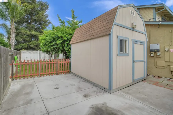 $619,000 | 1529 Denese Court, Manteca, CA 95337