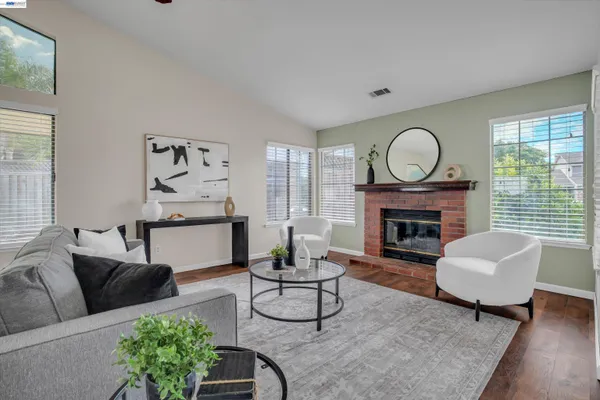 $619,000 | 1529 Denese Court, Manteca, CA 95337