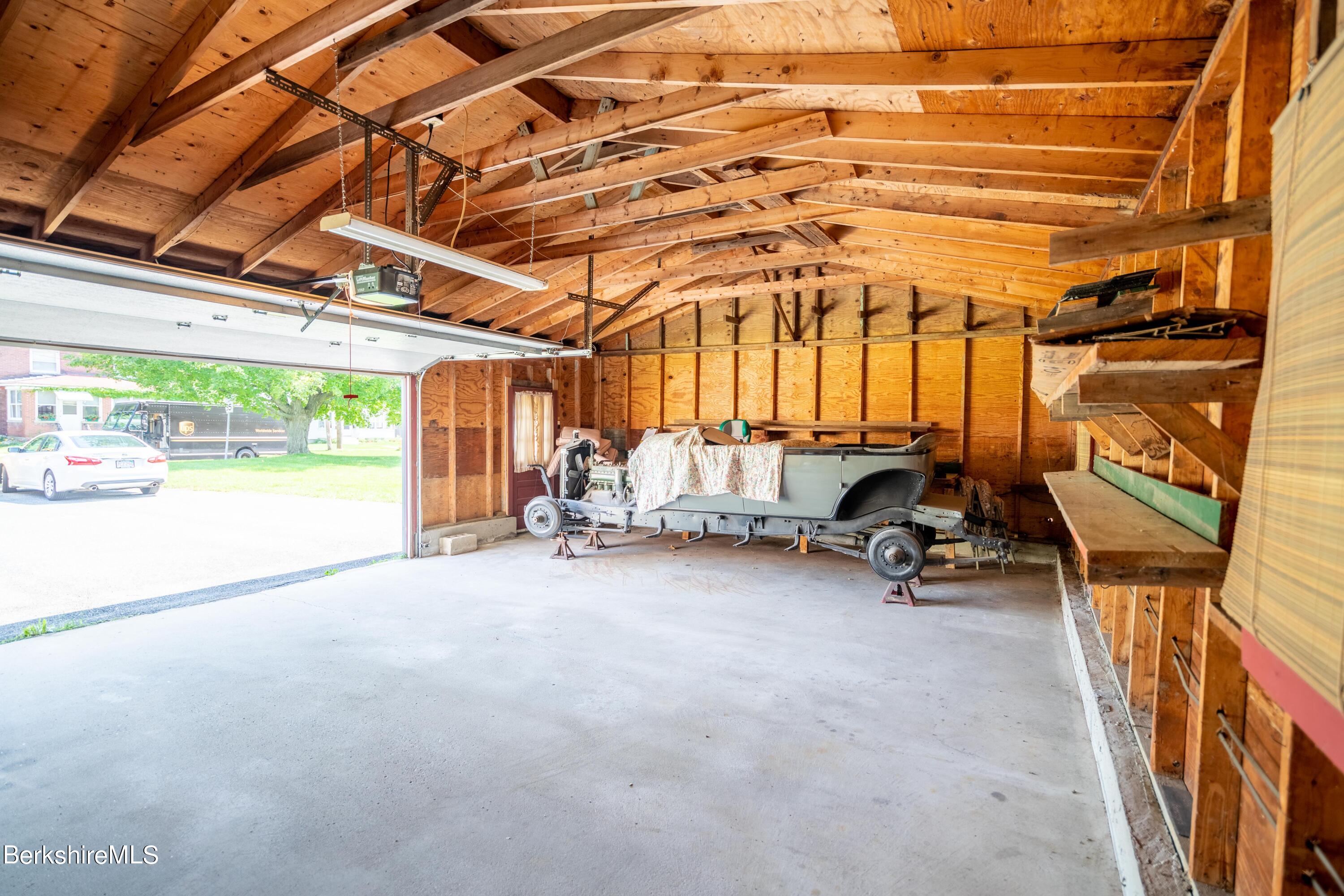 203 Benedict Road Pittsfield, MA 01201 - Photo 11 of 34 Garage