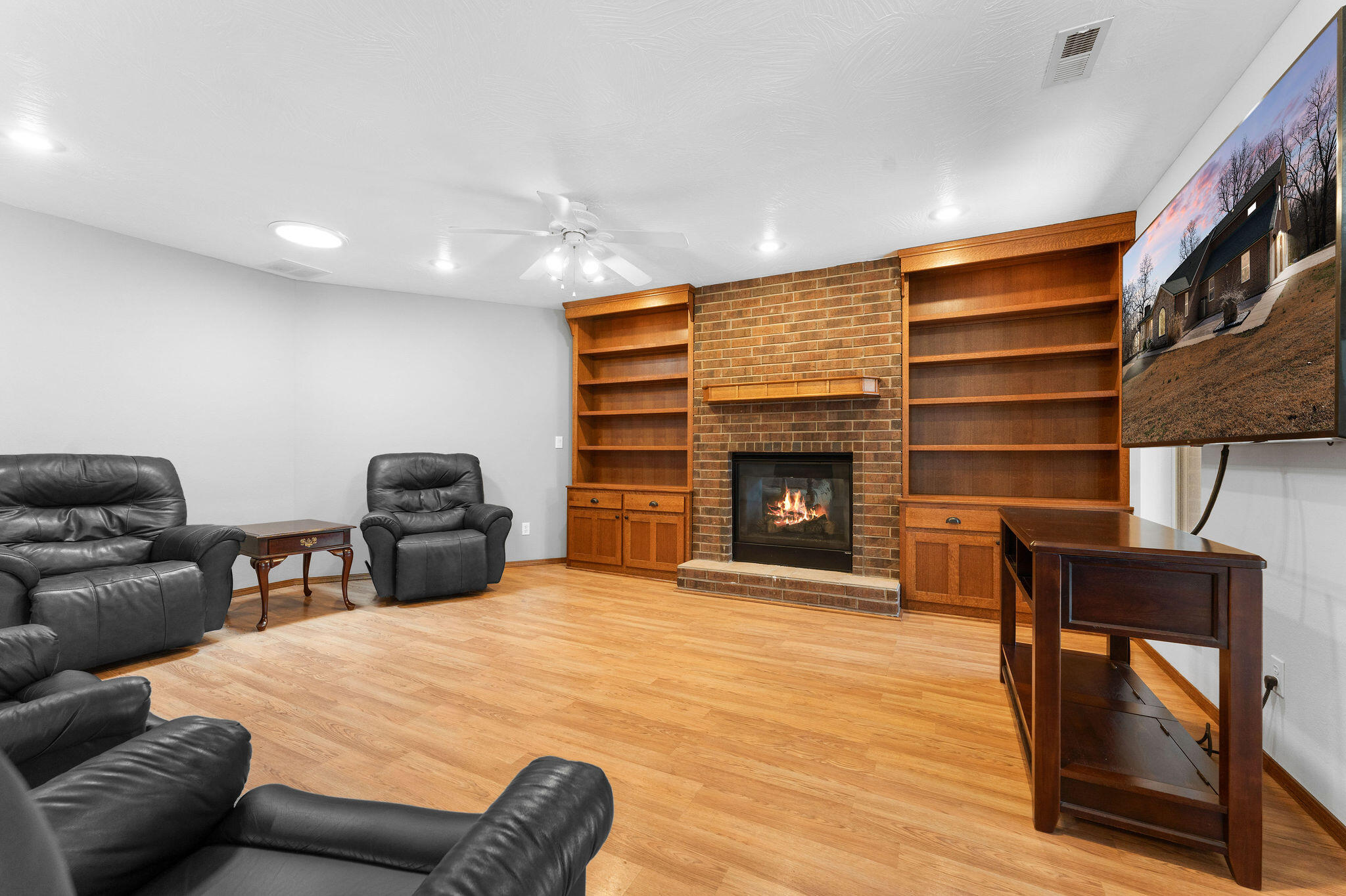 270 Craig Road Walnut Shade, MO 65771 - Photo 19 of 89 Living Room see through fireplace