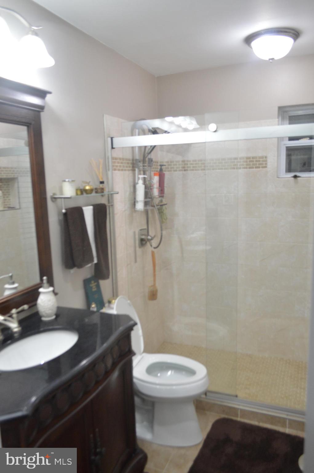 5009 Hagan Road Temple Hills, MD 20748 - Photo 25 of 33 Main Level Full Bath