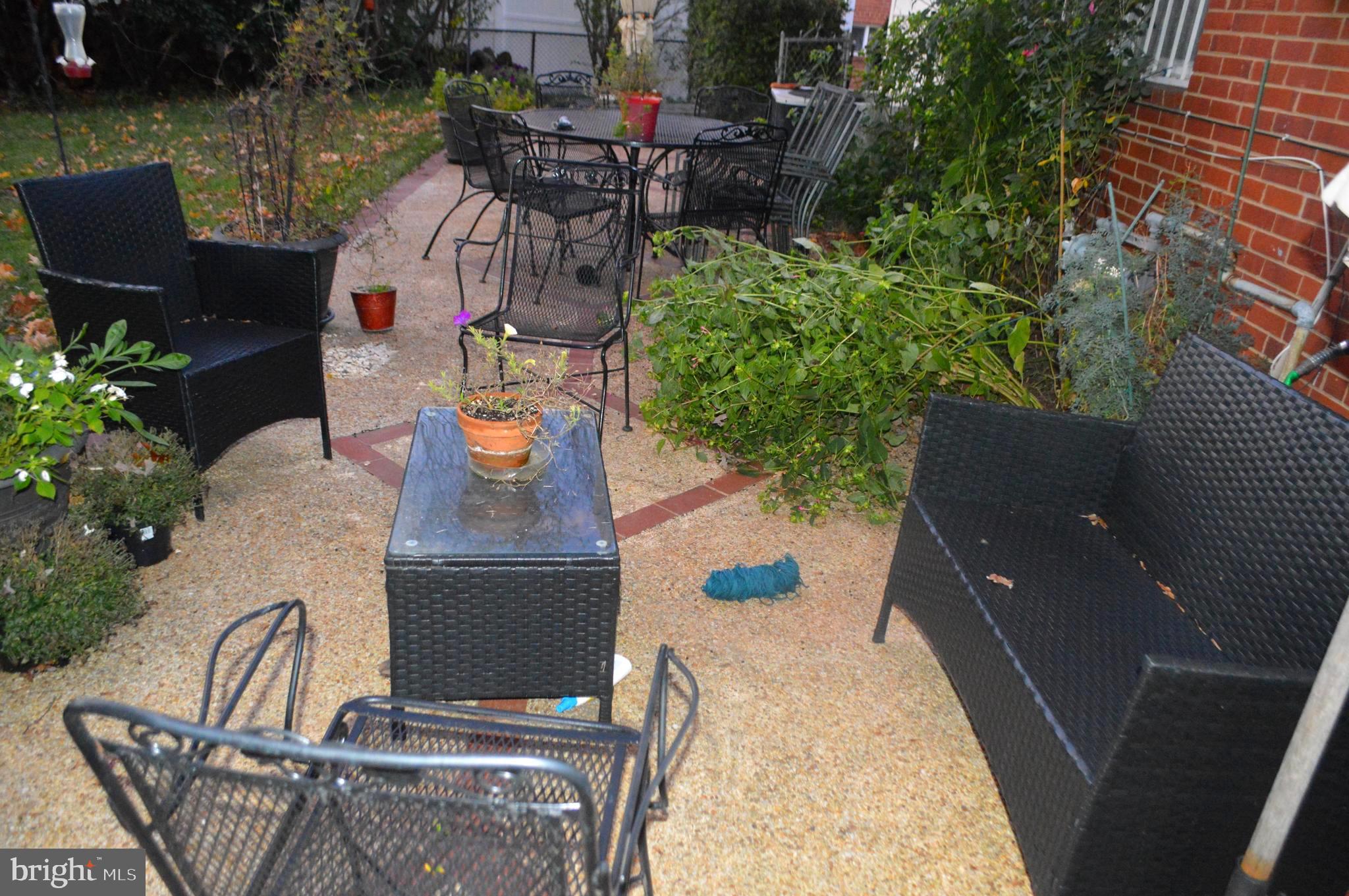 Rear Patio For Outdoor  Dining / Entertaining