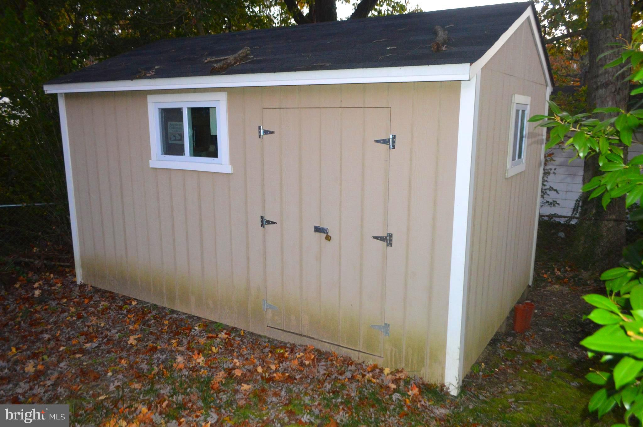 5009 Hagan Road Temple Hills, MD 20748 - Photo 8 of 33 Very large Custom Shed