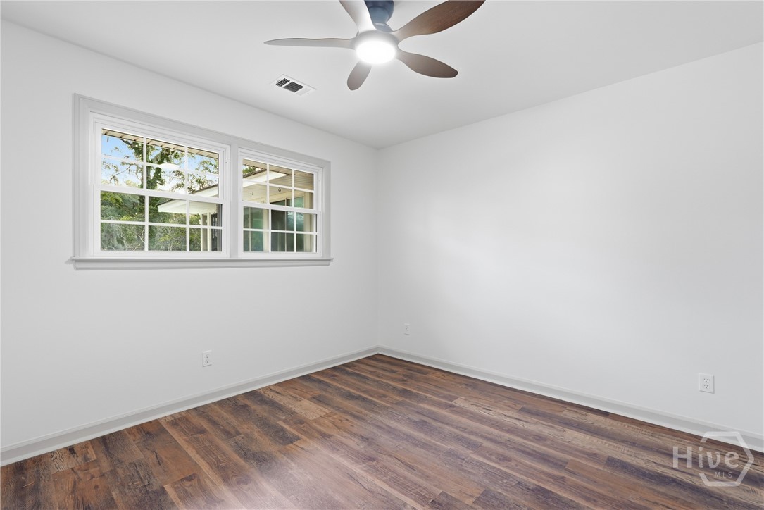 105 Carlton Road Savannah, GA 31410 - Photo 25 of 48 Bedroom 3