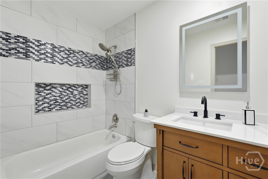 105 Carlton Road Savannah, GA 31410 - Photo 26 of 48 Bath 2