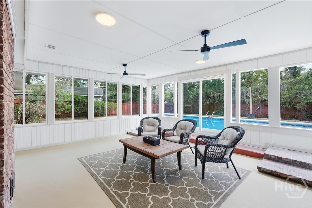 105 Carlton Road Savannah, GA 31410 - Photo 30 of 48 Sunroom