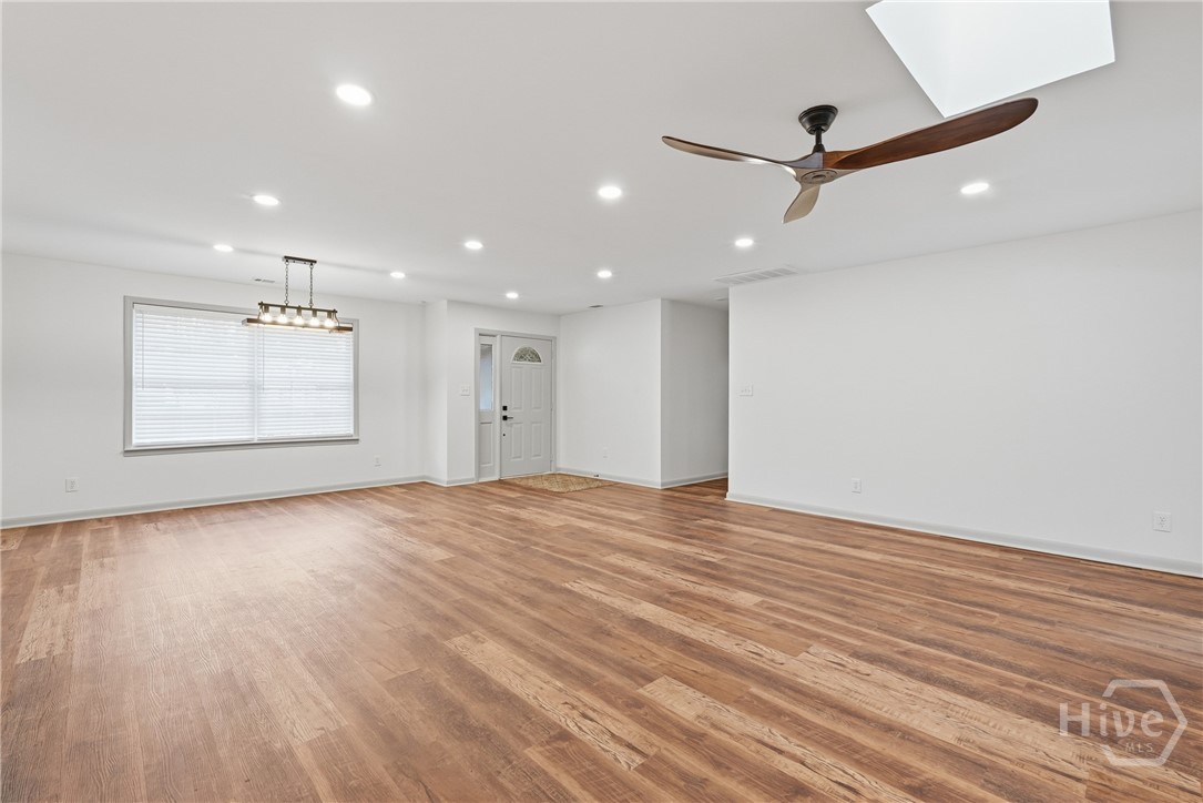 105 Carlton Road Savannah, GA 31410 - Photo 5 of 48 Foyer