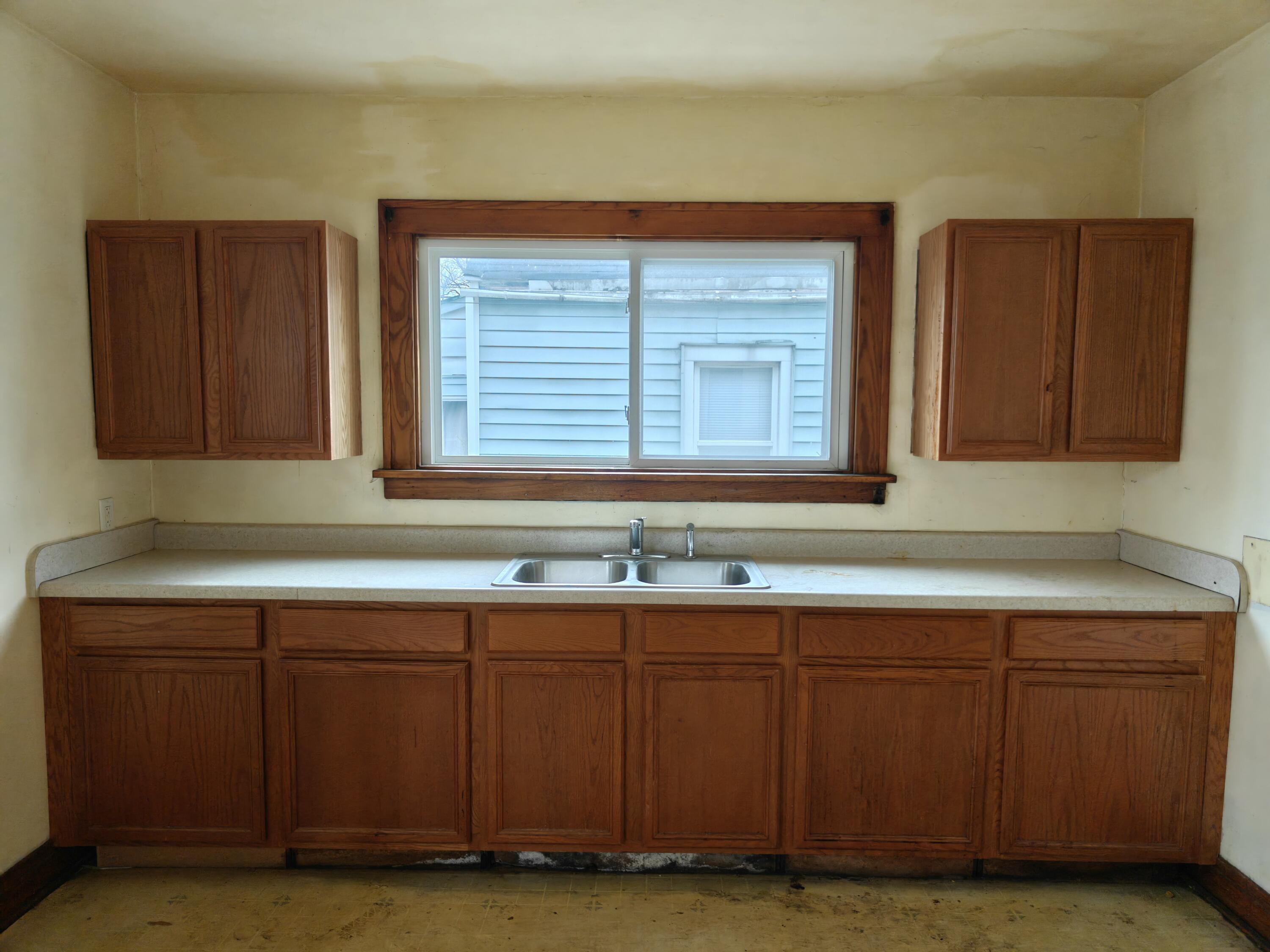 1567 Rutledge Street Gary, IN 46404 - Photo 13 of 27 3000x2250