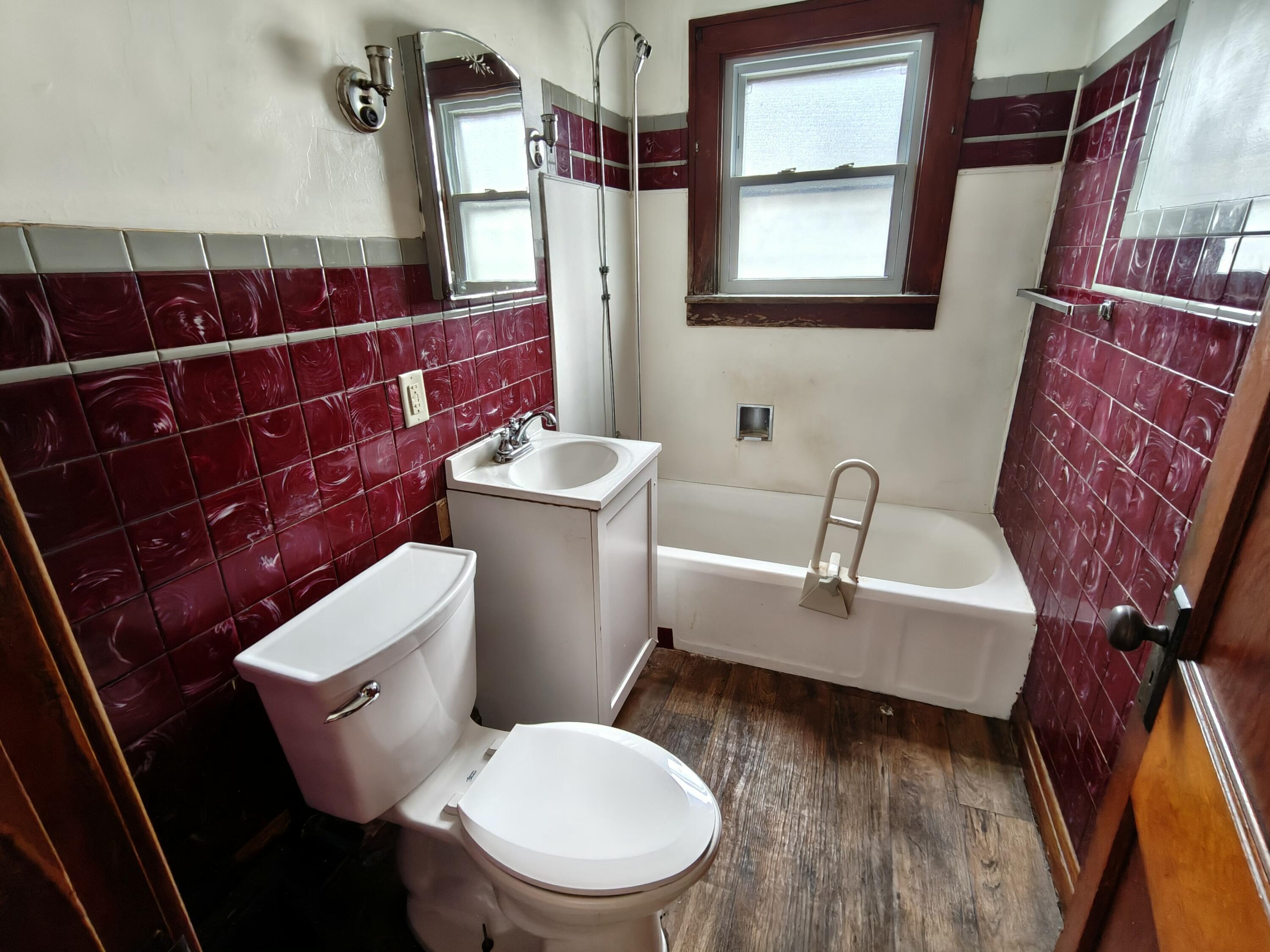 1567 Rutledge Street Gary, IN 46404 - Photo 8 of 27 3000x2250