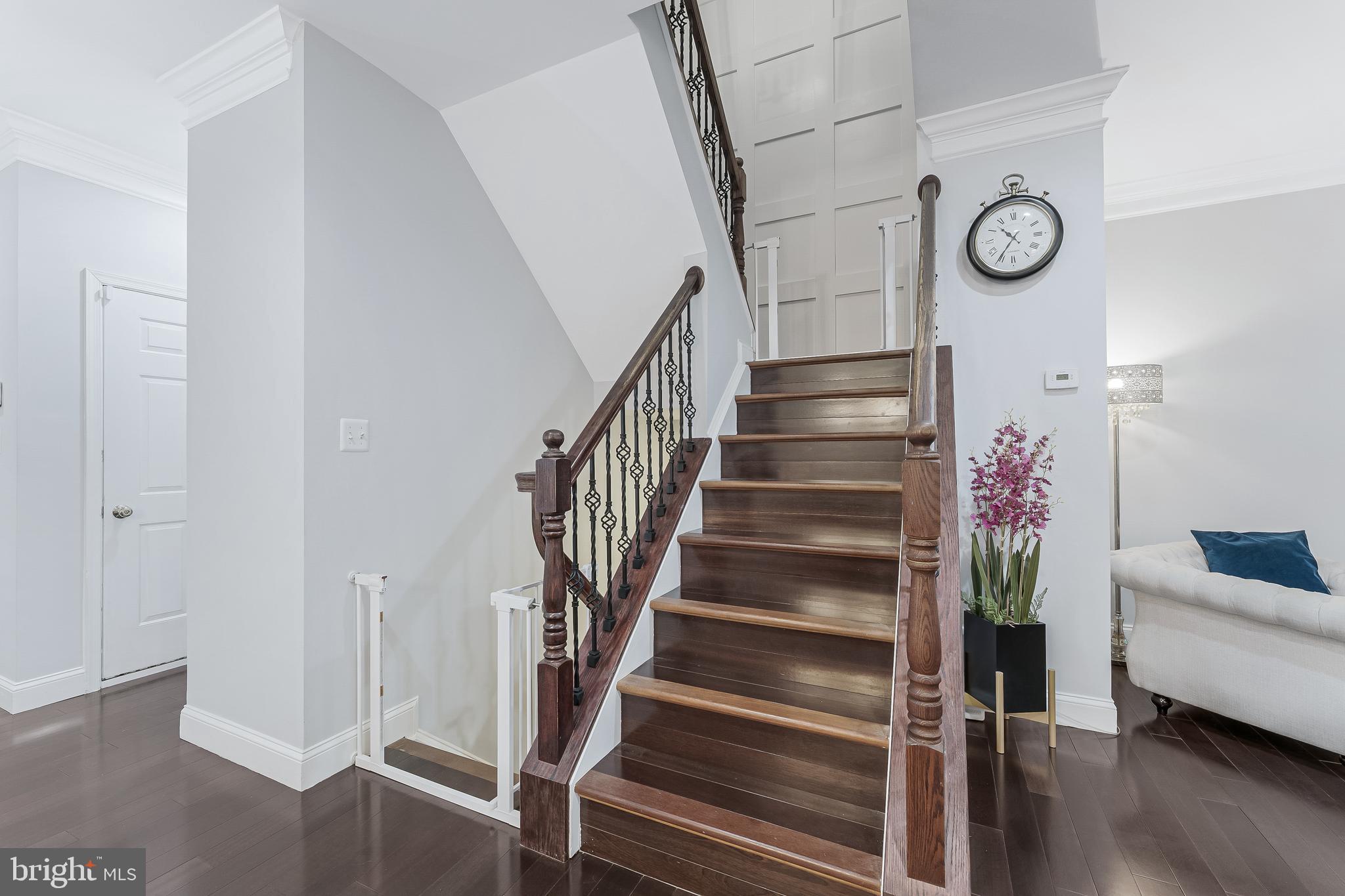19599 Aspendale Square Ashburn, VA 20147 - Photo 27 of 56 a view of entryway with wooden floor