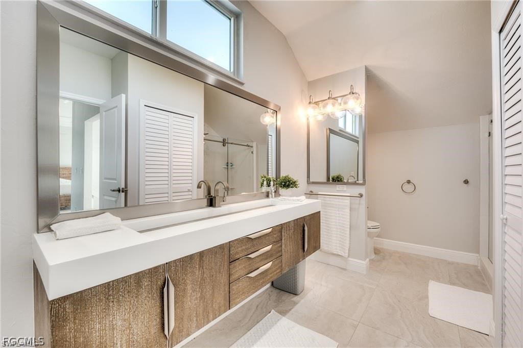 785 Rabbit Road Sanibel, FL 33957 - Photo 11 of 31