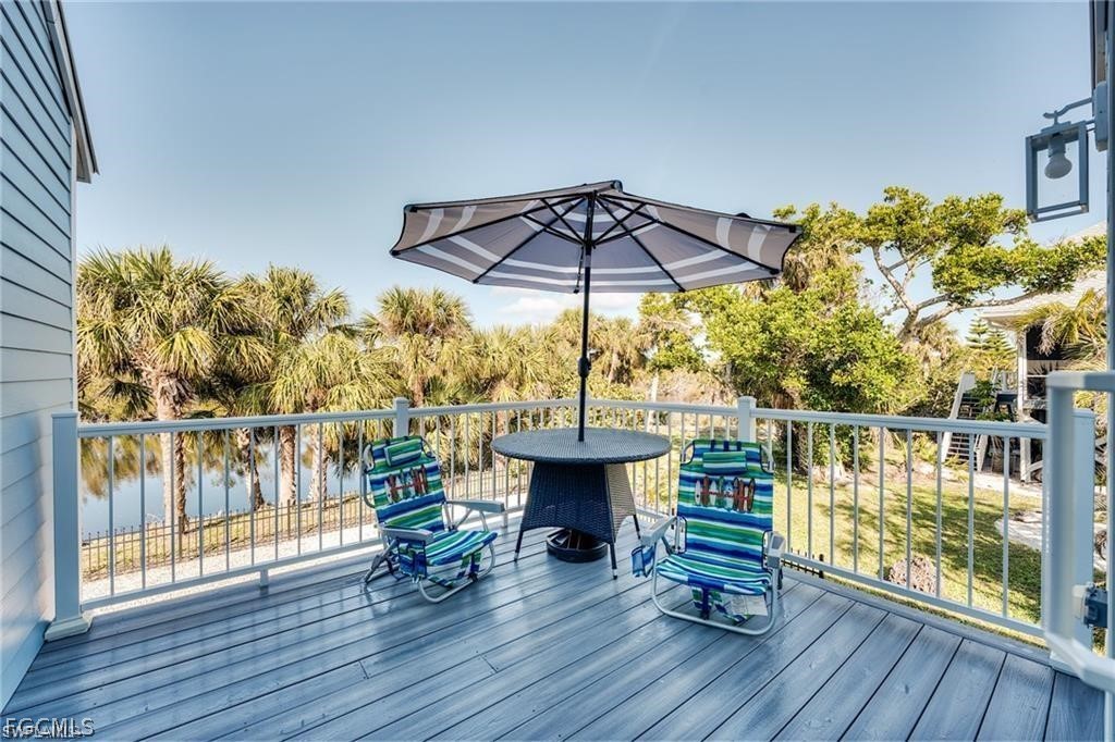 785 Rabbit Road Sanibel, FL 33957 - Photo 22 of 31