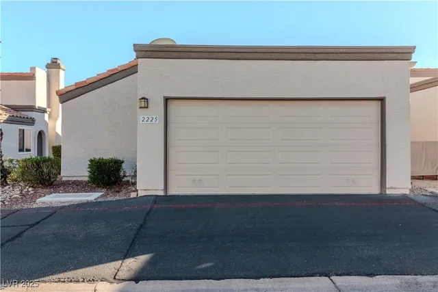 $209,000 | 2225 Pebble Creek Lane, Laughlin, NV 89029