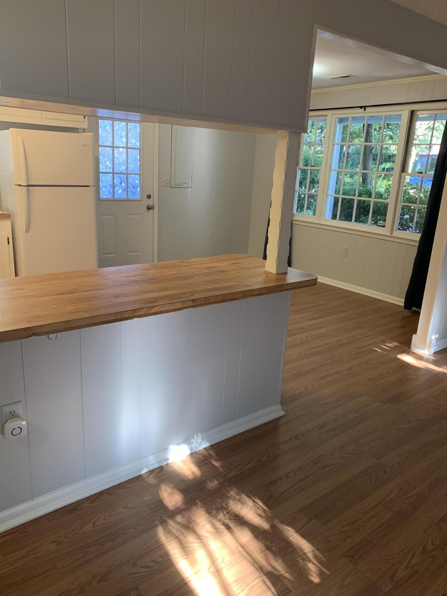 1550 Orange Grove Road Charleston, SC 29407 - Photo 6 of 14 Sabrena Simon - 5