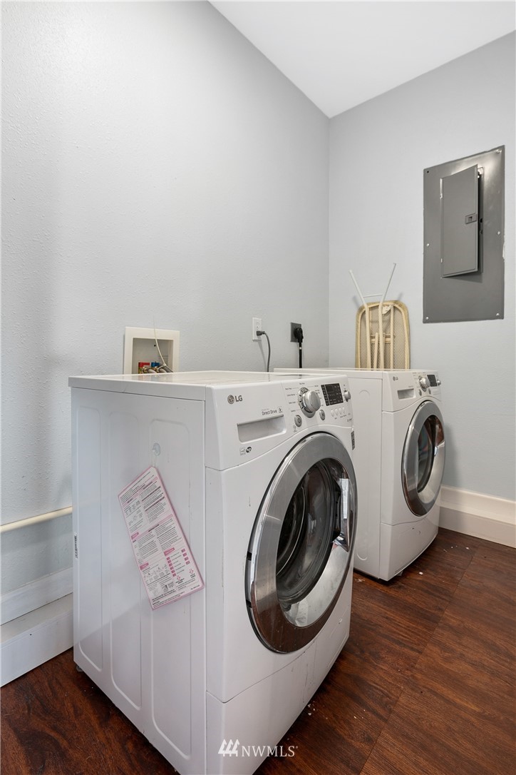 23925 7th Avenue West Bothell, WA 98021 - Photo 15 of 28 a utility room with dryer and washer