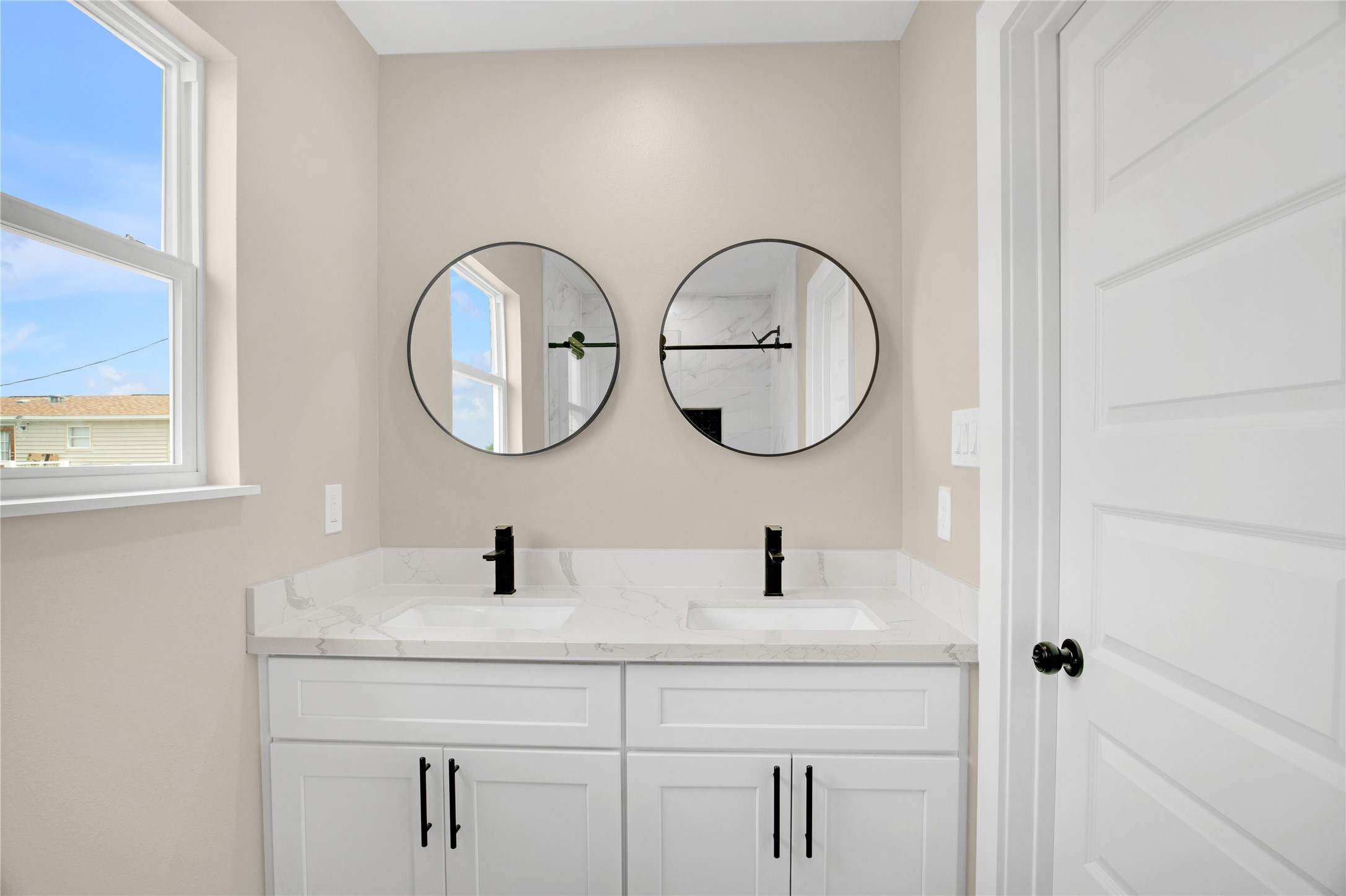 835 22nd Street San Leon, TX 77539 - Photo 13 of 39