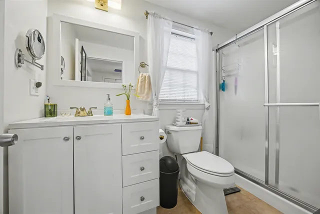 $540,000 | 42 Kendall Pond Road, Derry, NH 03038