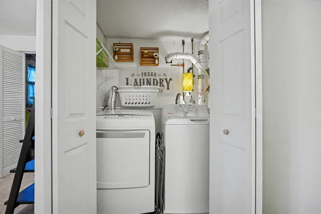 $540,000 | 42 Kendall Pond Road, Derry, NH 03038