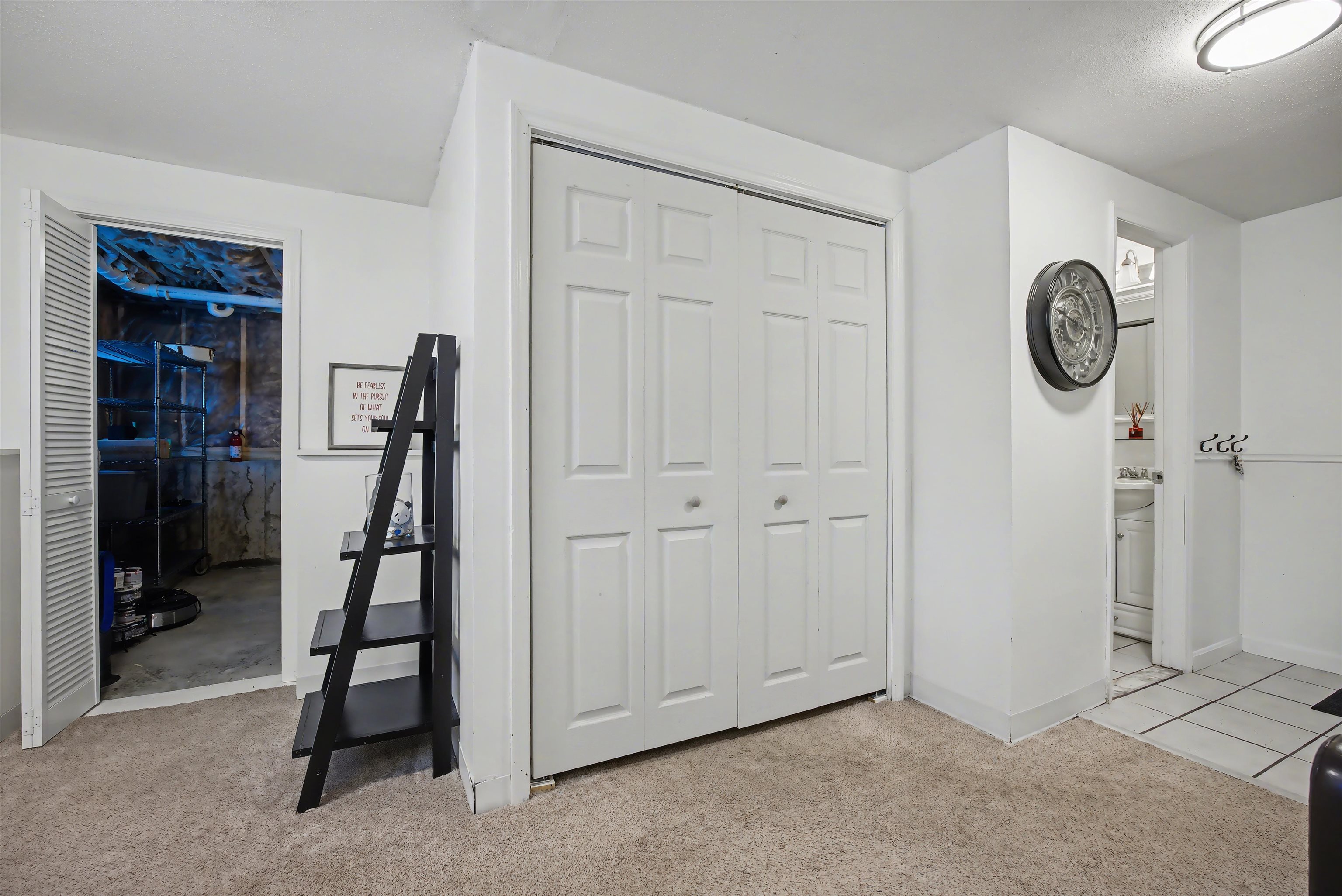 42 Kendall Pond Road Derry, NH 03038 - Photo 24 of 40