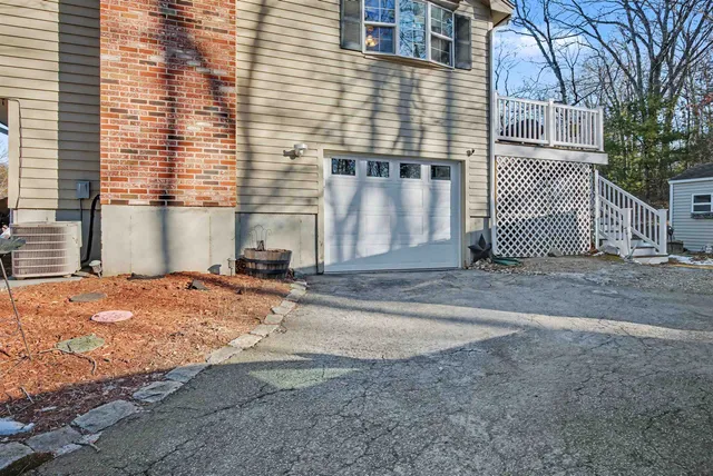 $540,000 | 42 Kendall Pond Road, Derry, NH 03038