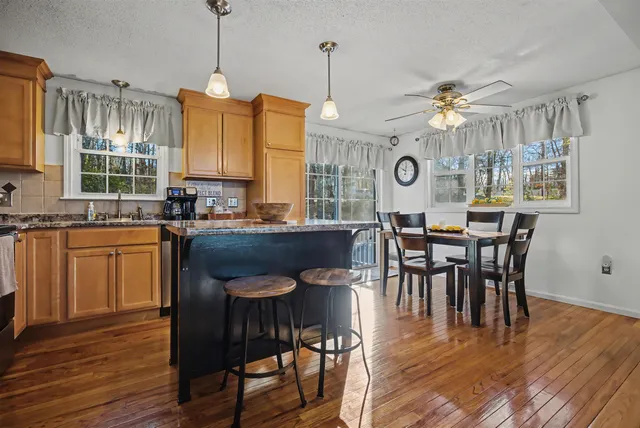 $540,000 | 42 Kendall Pond Road, Derry, NH 03038