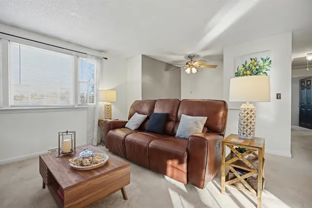 $540,000 | 42 Kendall Pond Road, Derry, NH 03038