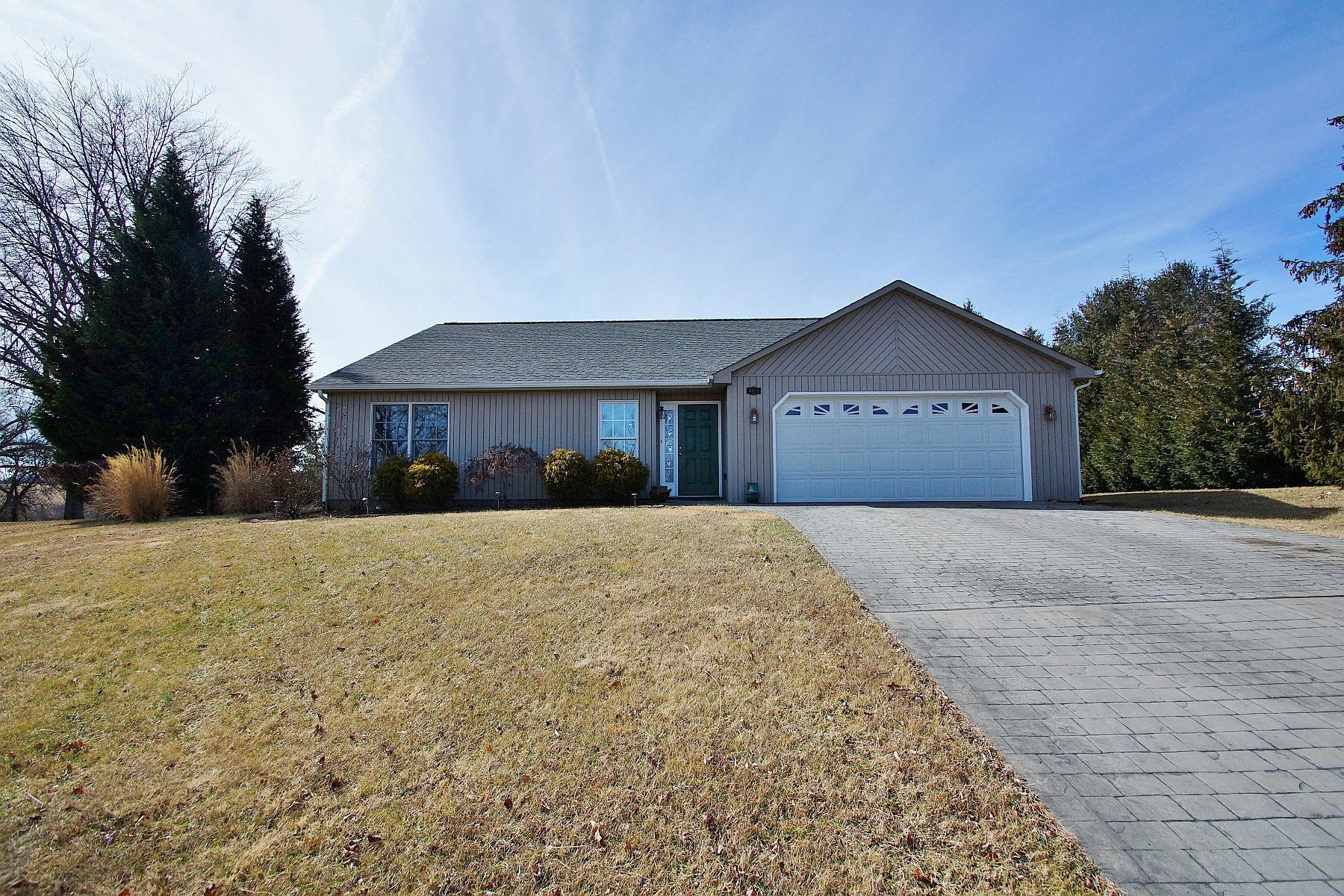 3823 Sioux Ridge Road Northwest Roanoke, VA 24017 - Photo 1 of 46 DSC03874