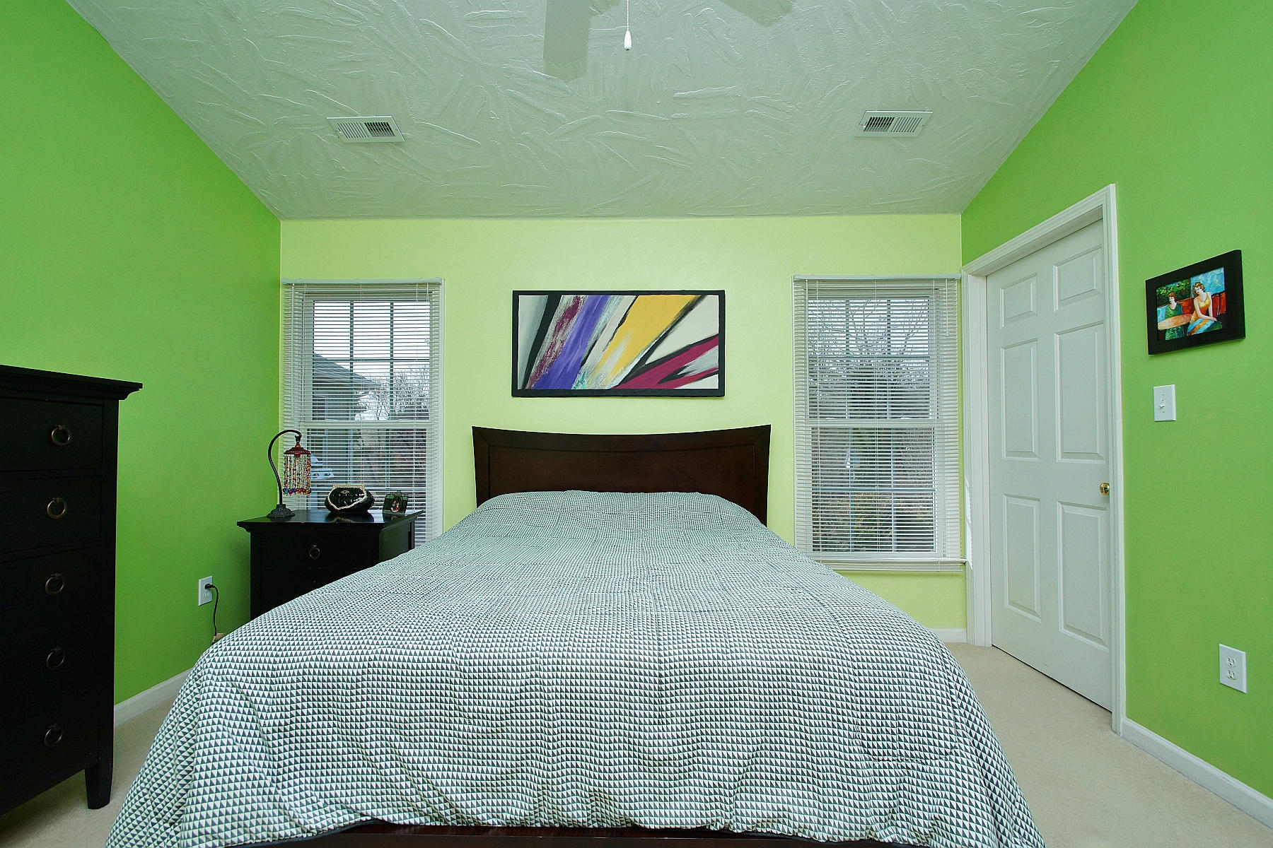 3823 Sioux Ridge Road Northwest Roanoke, VA 24017 - Photo 14 of 46 DSC03811