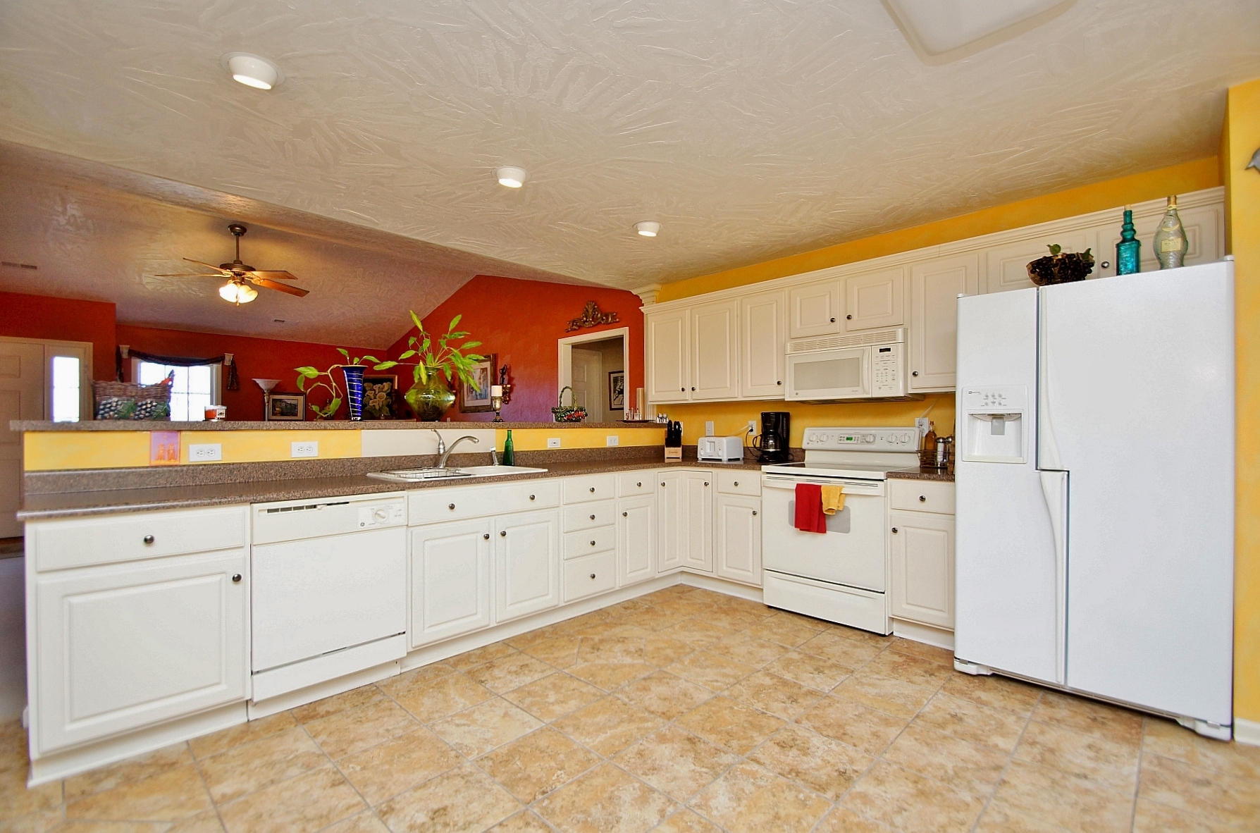 3823 Sioux Ridge Road Northwest Roanoke, VA 24017 - Photo 9 of 46 DSC03799