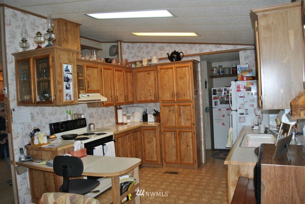 4680 Rd K Northeast, Unit 2 Moses Lake, WA 98837 - Photo 3 of 15 Gallery Image 3