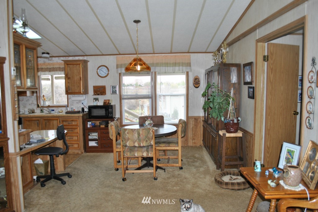 4680 Rd K Northeast, Unit 2 Moses Lake, WA 98837 - Photo 5 of 15 Gallery Image 5