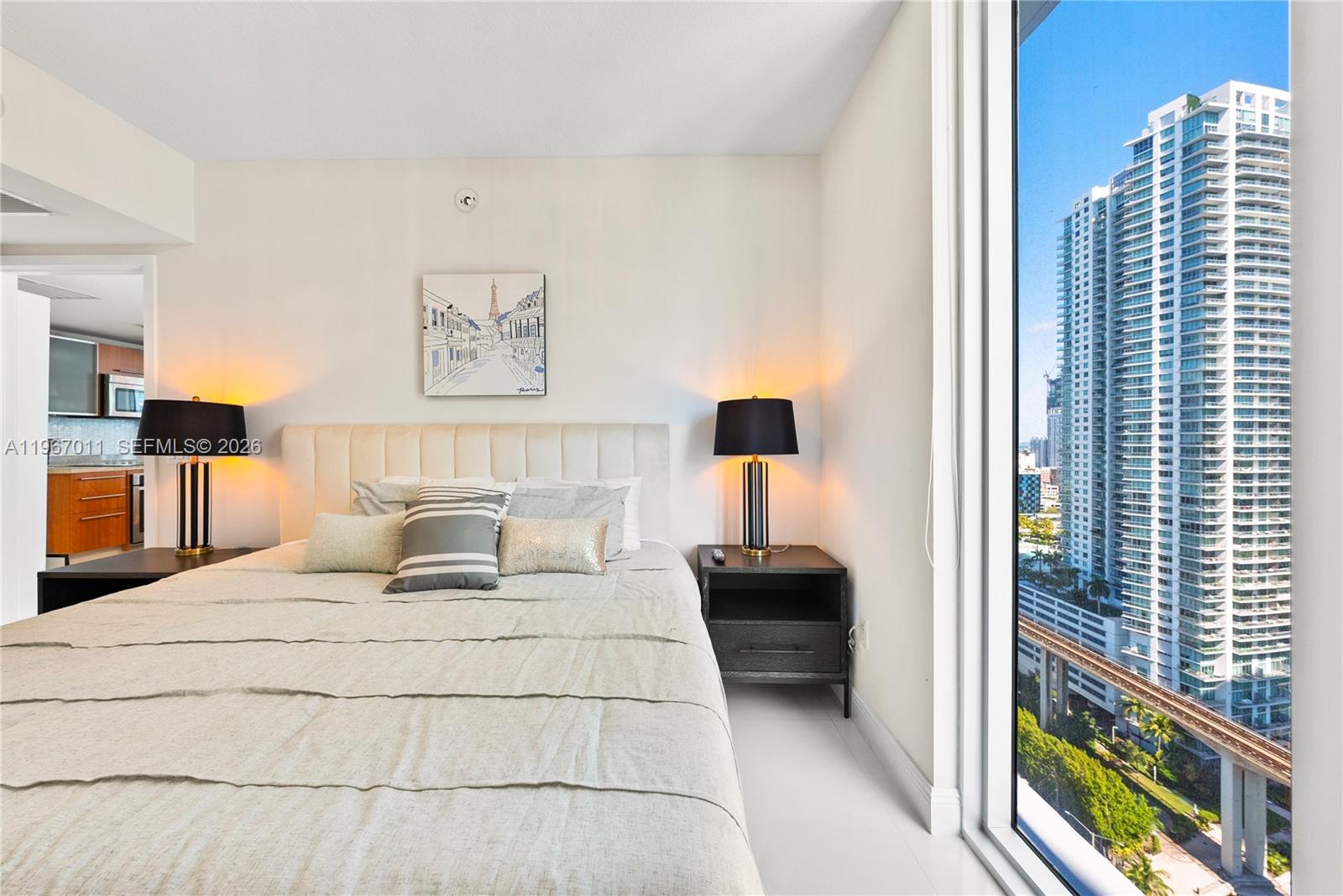 185 Southwest 7th Street, Unit 2611 Miami, FL 33130 - Photo 23 of 33