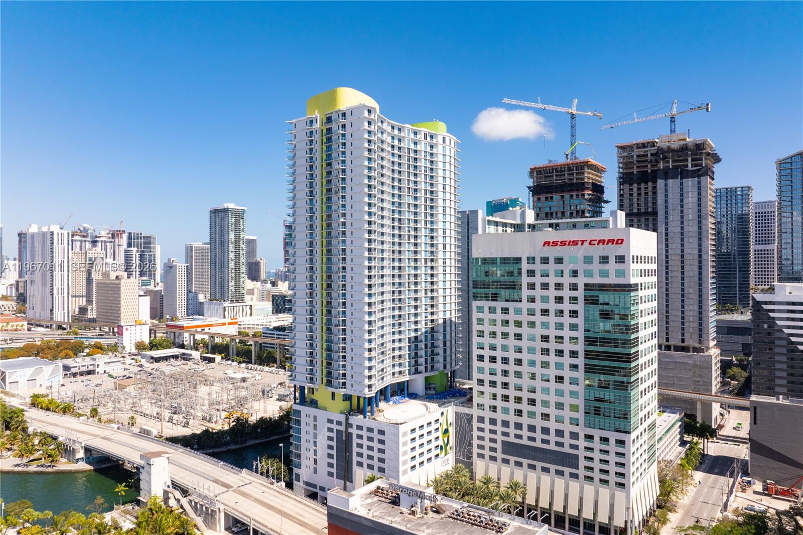 185 Southwest 7th Street, Unit 2611 Miami, FL 33130 - Photo 30 of 33