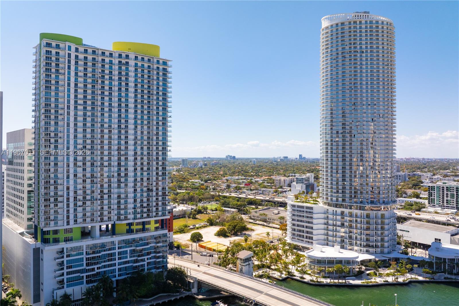 185 Southwest 7th Street, Unit 2611 Miami, FL 33130 - Photo 31 of 33