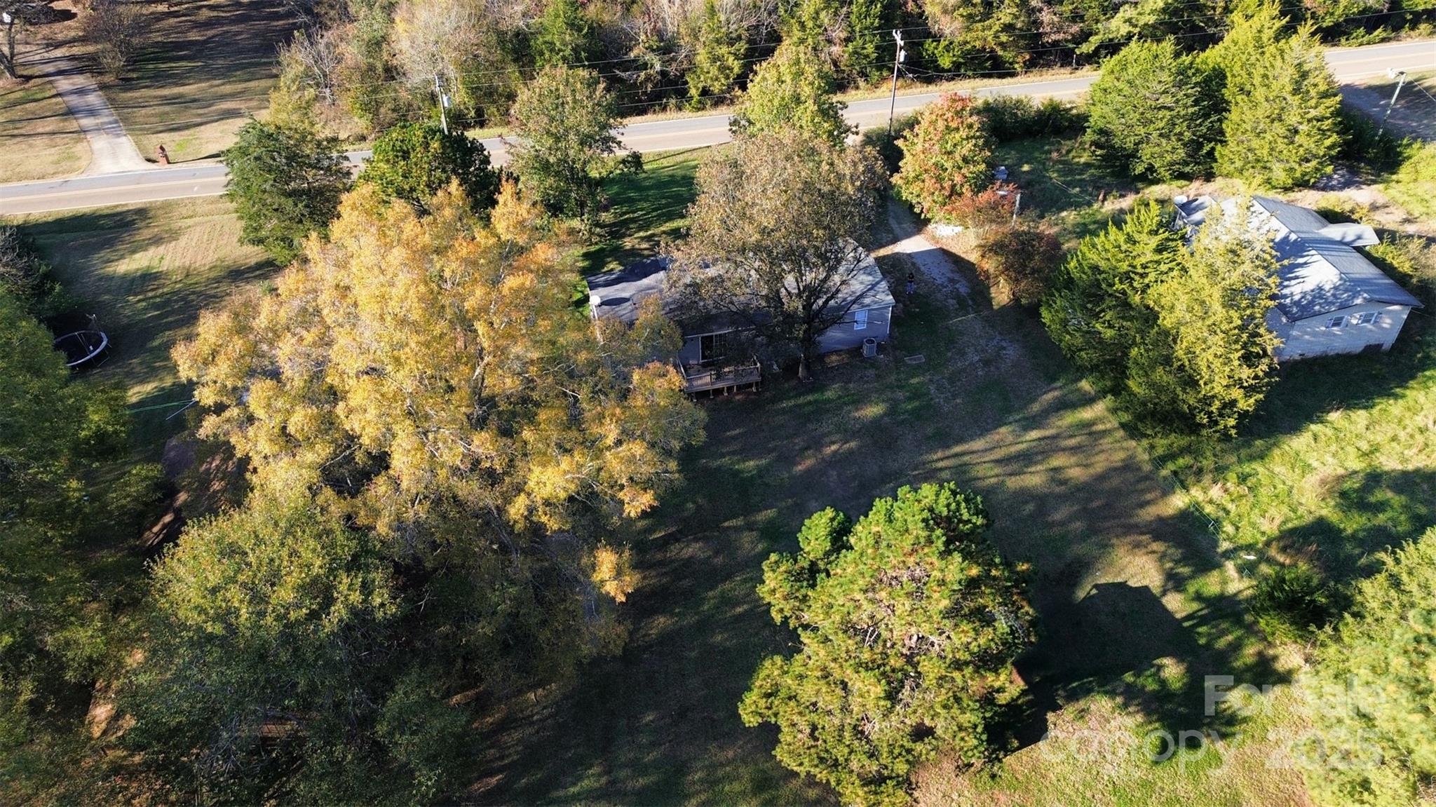 2425 Shoal Creek Church Road Shelby, NC 28152 - Photo 9 of 33 a picture of flowers