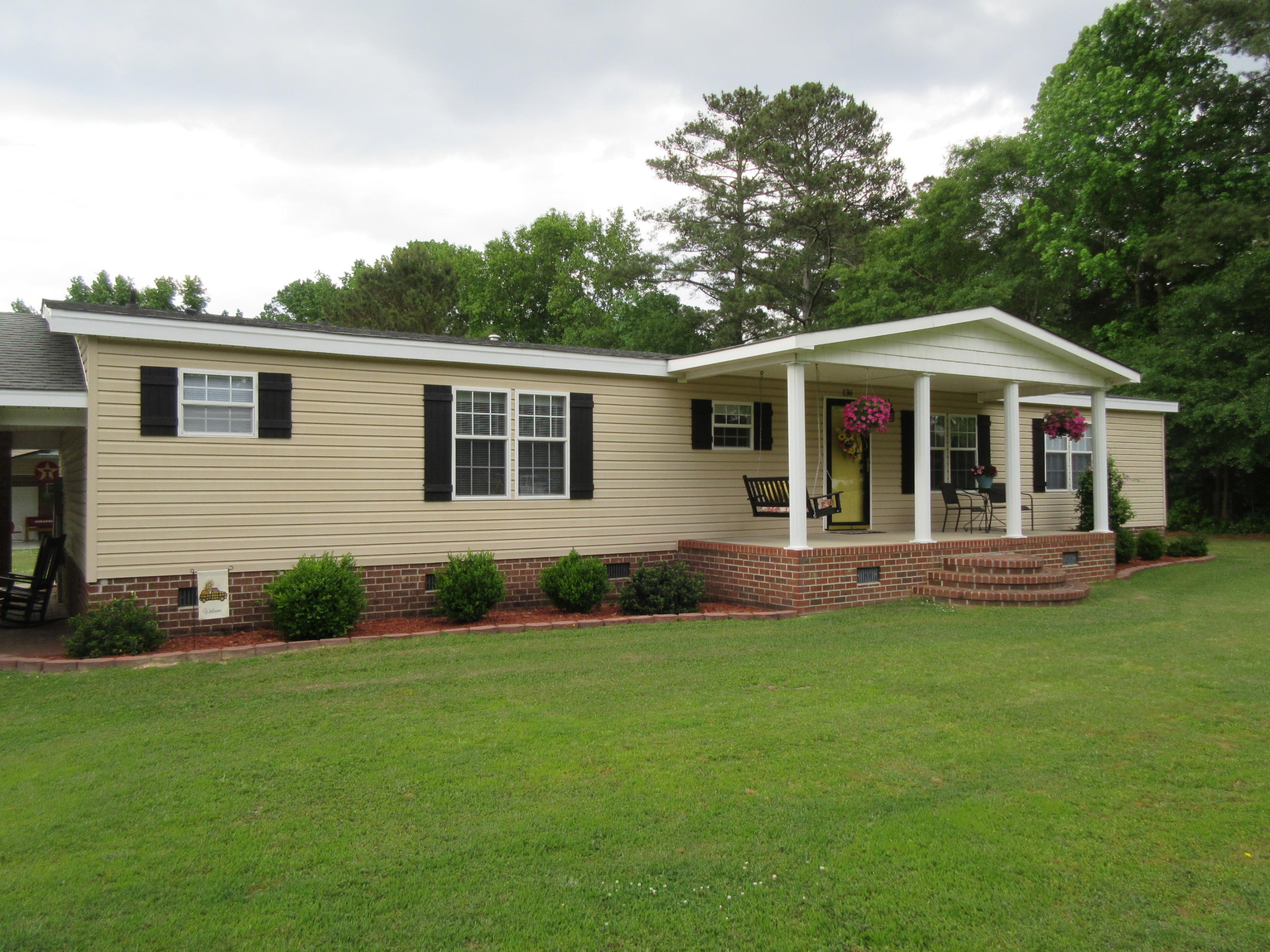 136 Waller Farm Road Kinston, NC 28504 - Photo 1 of 27 IMG_1988