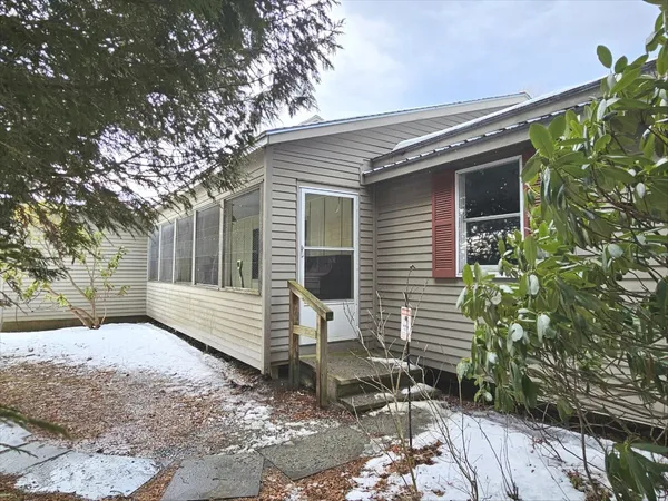 $450,000 | 5272 Spear Street, Shelburne, VT 05482