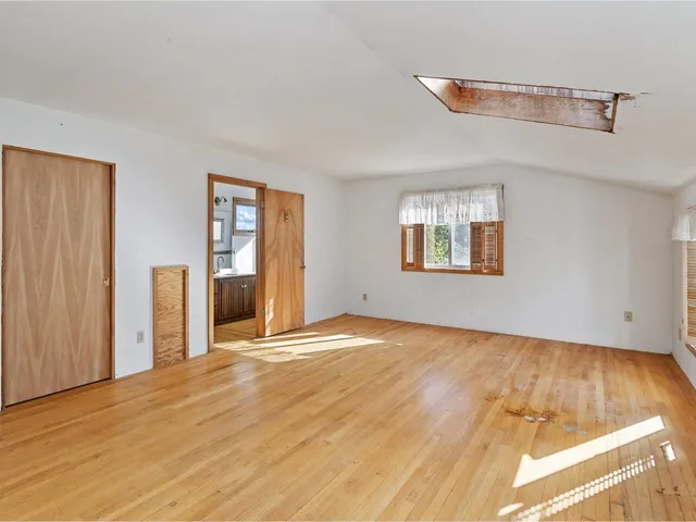 $499,000 | 5272 Spear Street, Shelburne, VT 05482