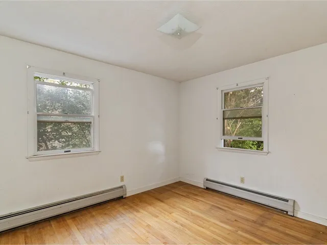 $499,000 | 5272 Spear Street, Shelburne, VT 05482