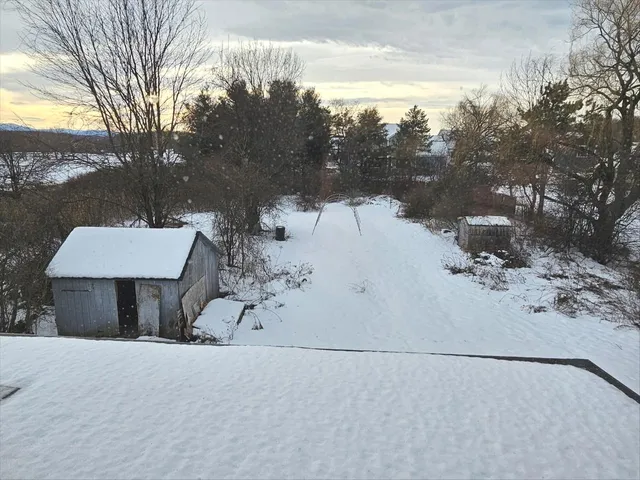 $499,000 | 5272 Spear Street, Shelburne, VT 05482