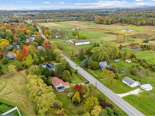 $499,000 | 5272 Spear Street, Shelburne, VT 05482