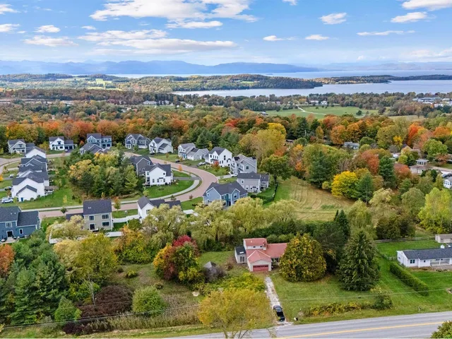 $499,000 | 5272 Spear Street, Shelburne, VT 05482
