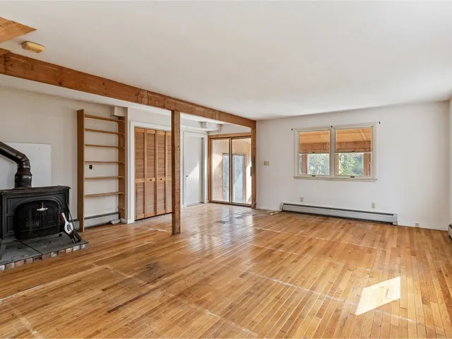 $499,000 | 5272 Spear Street, Shelburne, VT 05482