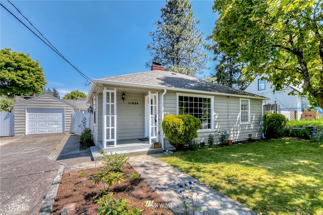11934 Renton Avenue South Seattle, WA 98178 - Photo 1 of 20 Gallery Image 1