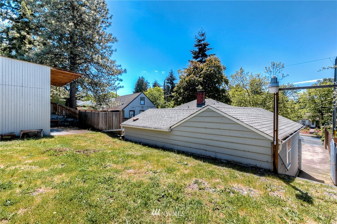 11934 Renton Avenue South Seattle, WA 98178 - Photo 20 of 20 Gallery Image 20