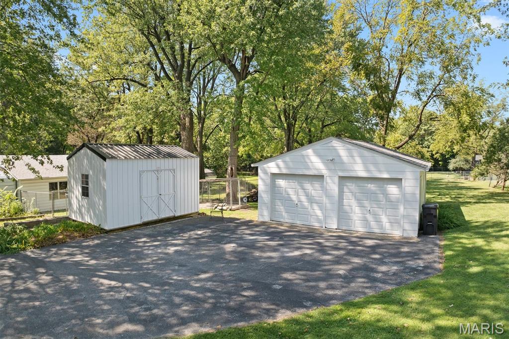 3967 Highland Road Fairview Heights, IL 62208 - Photo 3 of 13 Gallery Image 3