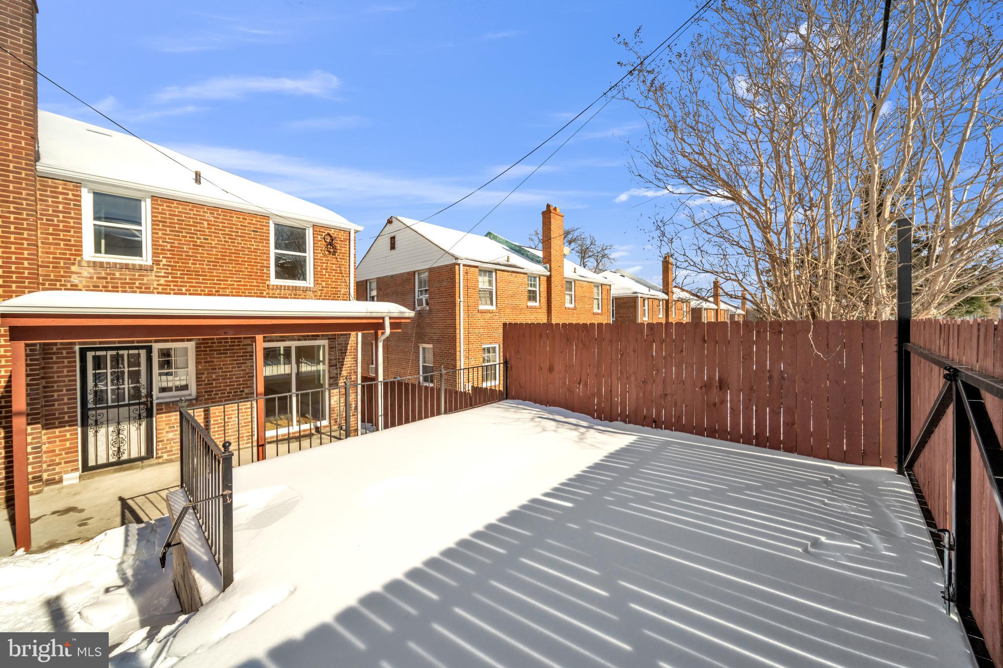 647 Emerson Street Northeast Washington, DC 20017 - Photo 21 of 27