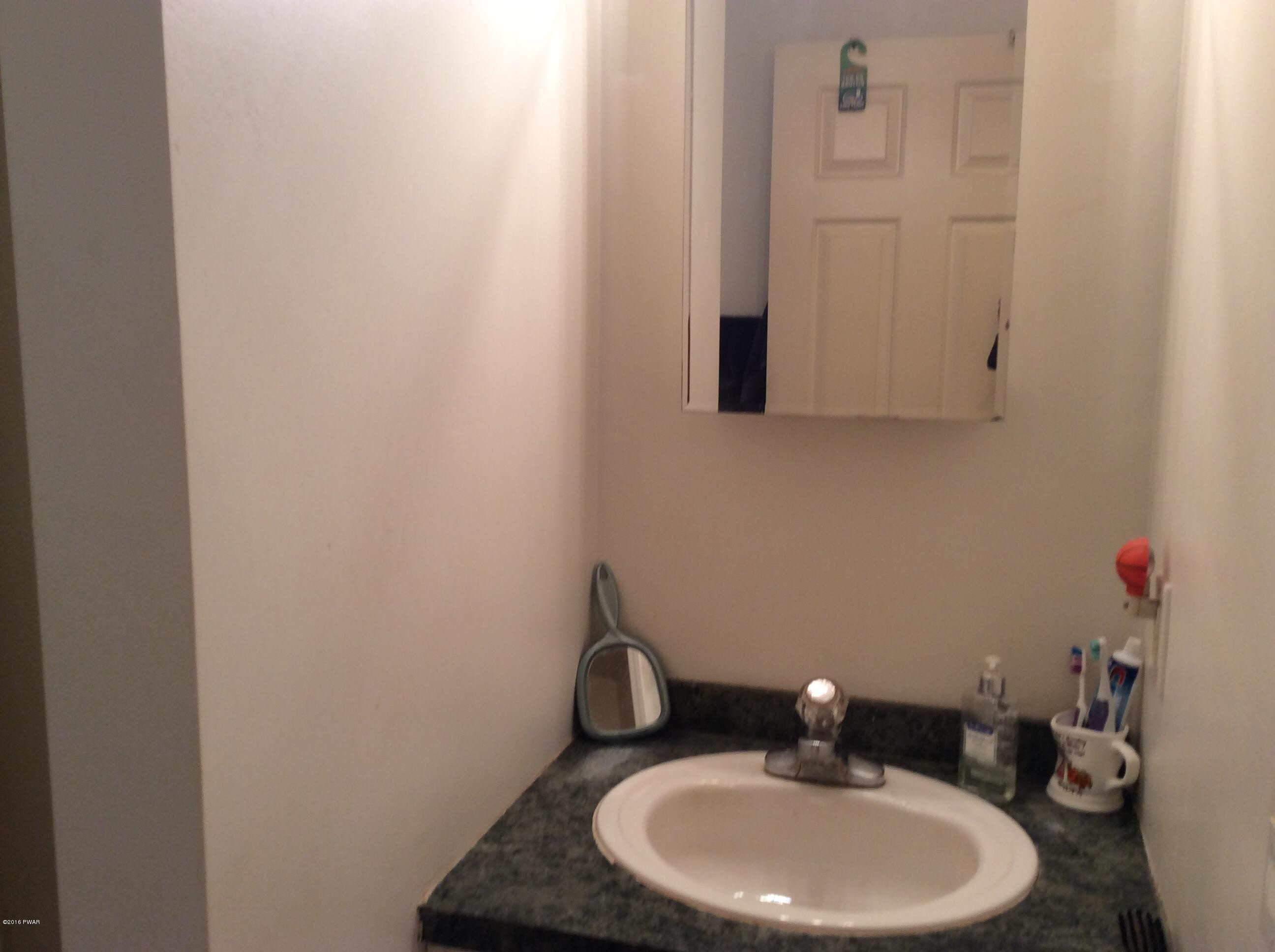 502 9th Street Matamoras, PA 18336 - Photo 14 of 51